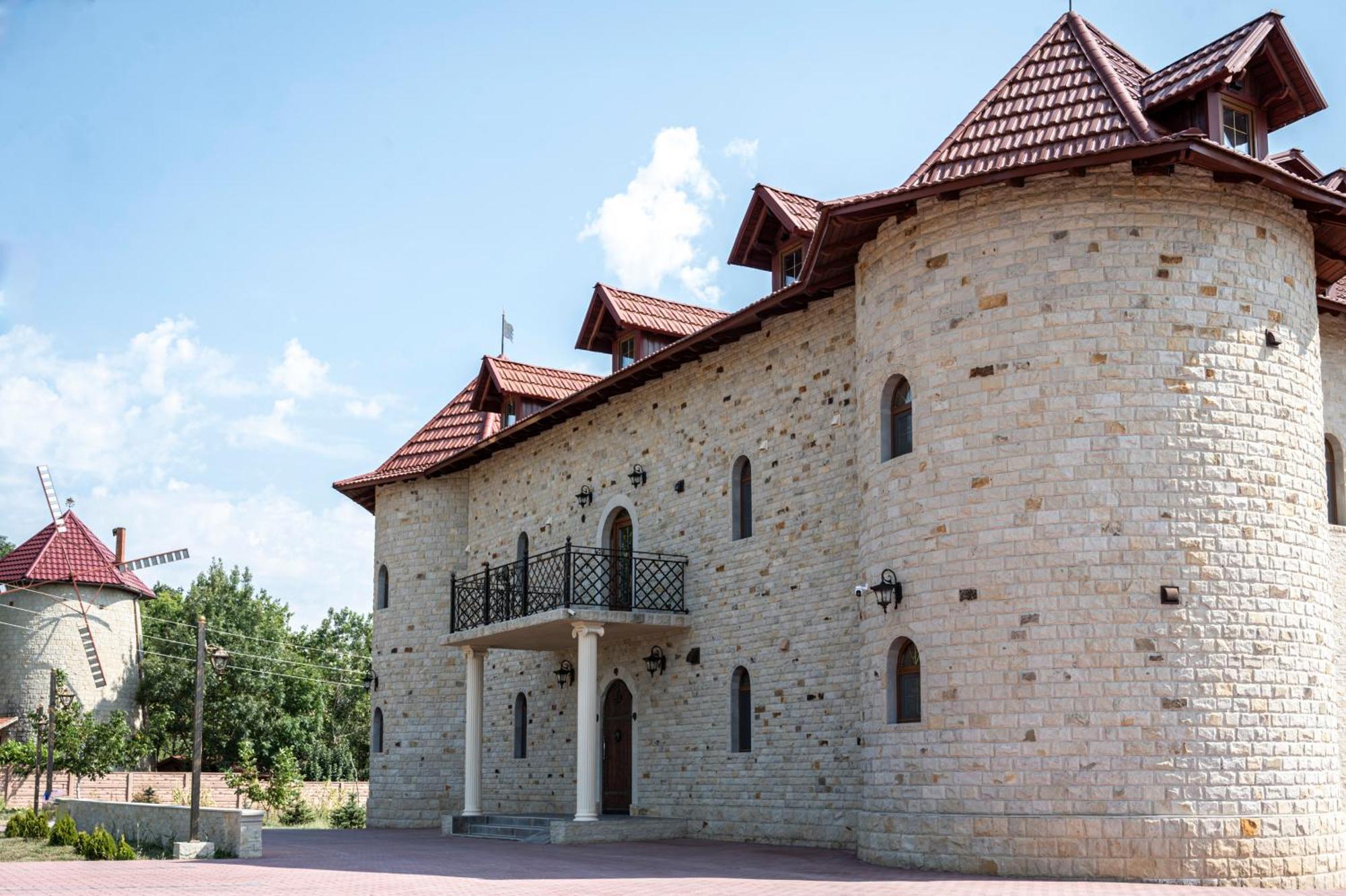 Castel Unghern Ivancea エクステリア 写真