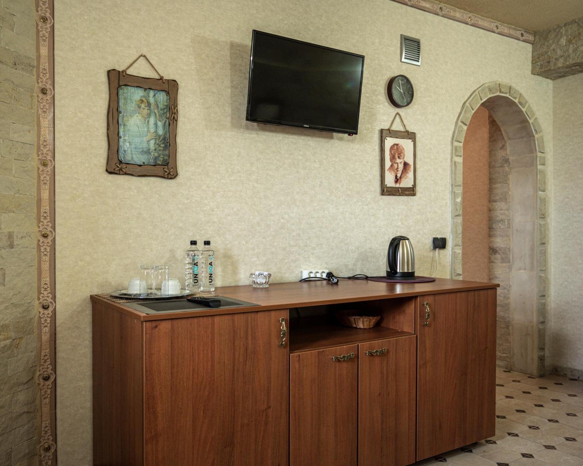 Castel Unghern Ivancea エクステリア 写真